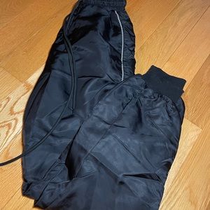 fashion nova jogger pant🖤